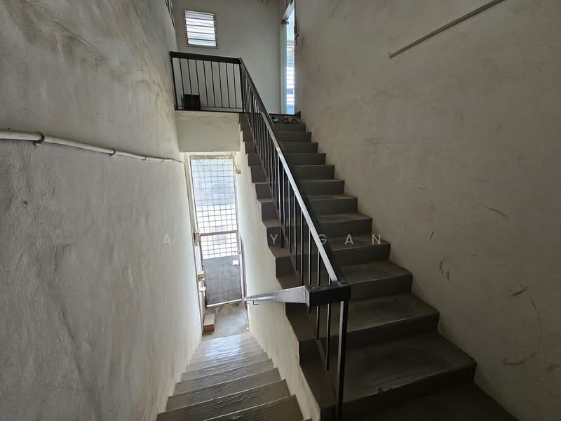 Terrace Factory for Sale in Taman Perindustrian Pandamaran (Pelabuhan Klang) - Anddy Gan - PropertyGuru.com.my