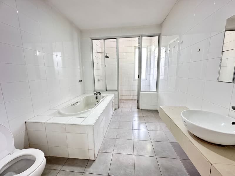Anggun 1 untuk Untuk Dijual - RM 1,050,000, Apr 2026 - Bathroom - PropertyGuru.com.my
