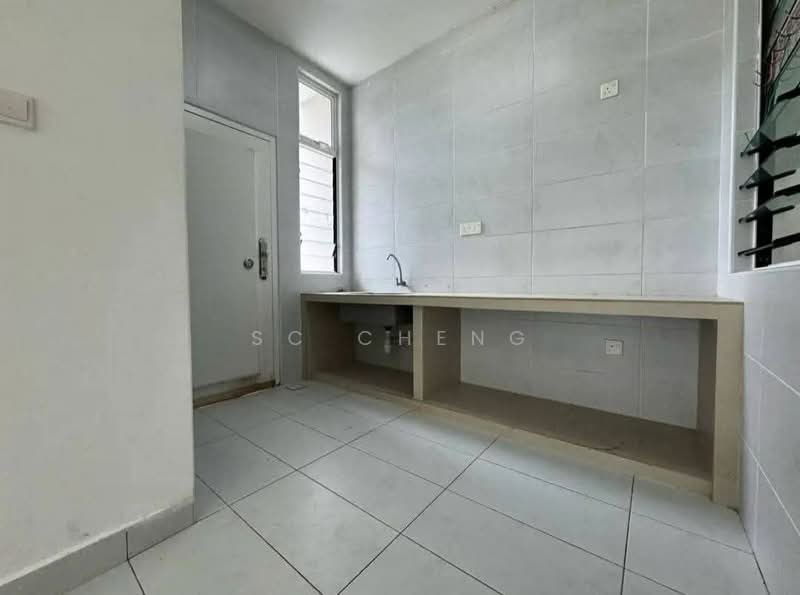 Terraced House for Sale in Taman Mutiara Rini (Skudai) - SC Cheng - Kitchen - PropertyGuru.com.my
