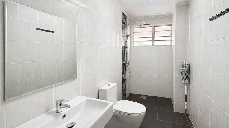 Renovated Double Storey Terrace Usj 9 untuk Untuk Dijual - RM 890,000, Apr 2026 - Bathroom - PropertyGuru.com.my