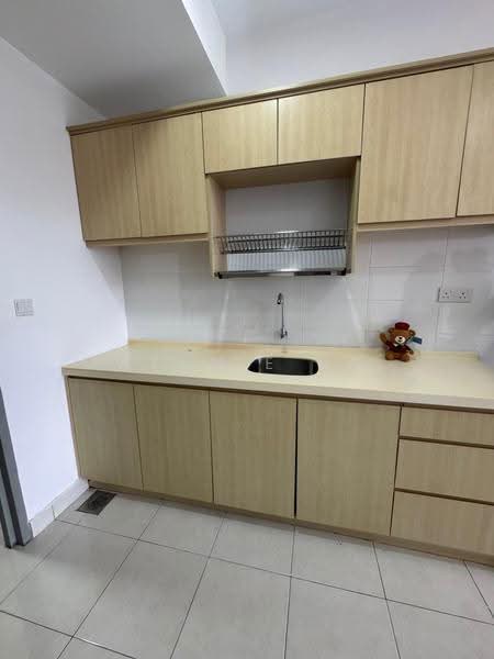 Kediaman Servis untuk Disewa di Tiara Imperio Residence - Wennie Ho - Kitchen - PropertyGuru.com.my