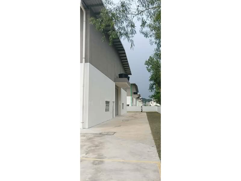Factory for Rent in Saujana Rawang (Rawang) - HL Lau - Exterior - PropertyGuru.com.my