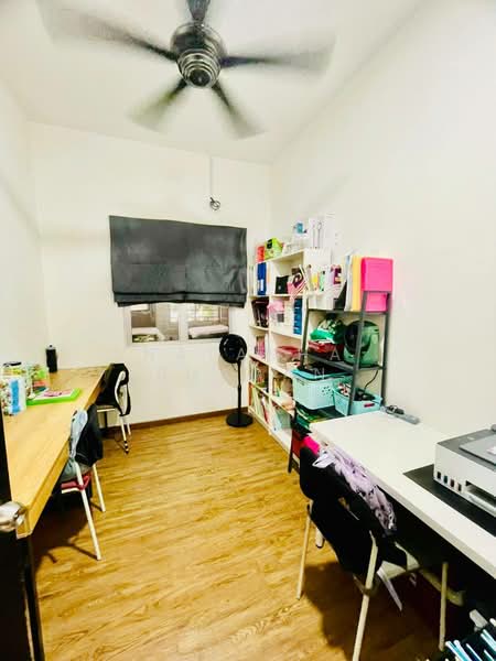 Sungai Buloh – Renovated 2 Storey Azalea @ Taman Putra Sungai Buloh untuk Untuk Dijual - RM 650,000, Apr 2026 - Study - PropertyGuru.com.my