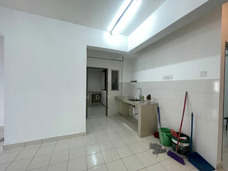 Apartment for Rent at Vista Mutiara - Mandy Liew - Kitchen - PropertyGuru.com.my