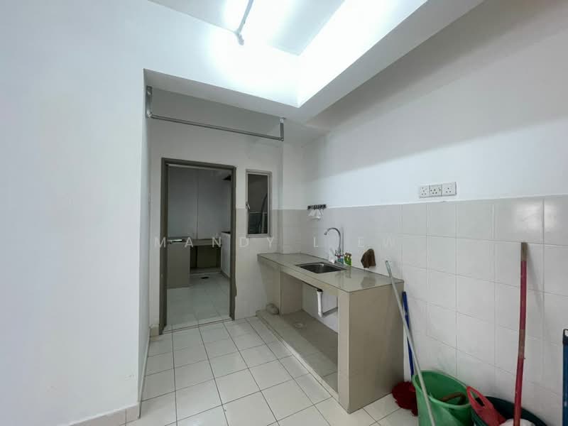 Apartment for Rent at Vista Mutiara - Mandy Liew - Kitchen - PropertyGuru.com.my