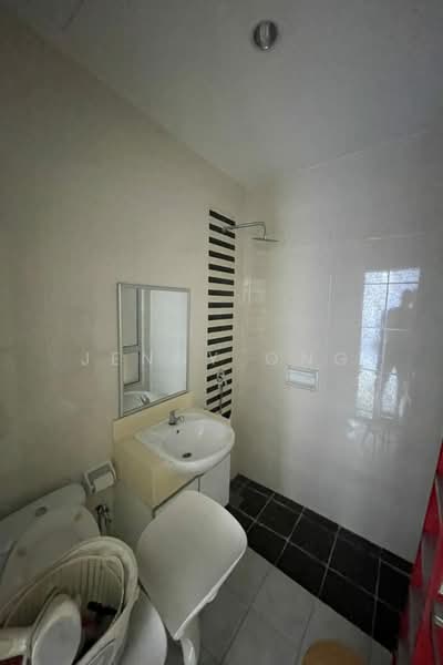 Condominium for Sale at The Brezza - Jenny Ong - Bathroom - PropertyGuru.com.my
