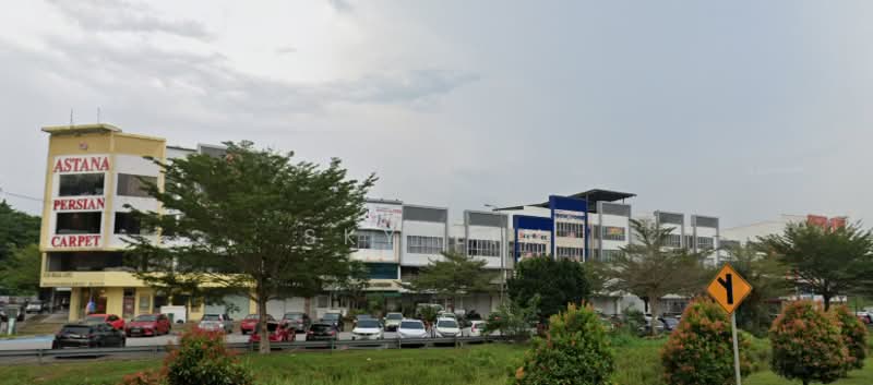 Pusat Perniagaan Suria Puchong @ 3 Storey Shoplot For Sale untuk Untuk Dijual - RM 1,880,000, Apr 2026 - Exterior - PropertyGuru.com.my