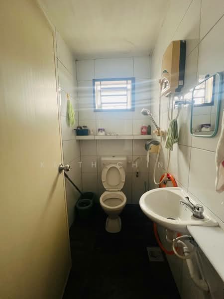 Taman Jaya Sepakat untuk Untuk Dijual - RM 438,000, Apr 2026 - Bathroom - PropertyGuru.com.my
