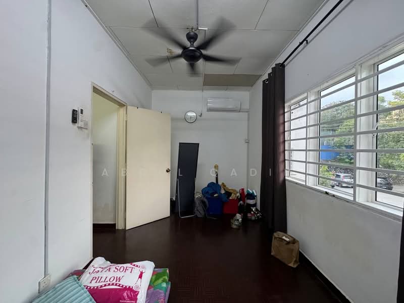 2-storey Terraced House for Sale in Shah Alam (Selangor) - Abdul Qadir - PropertyGuru.com.my