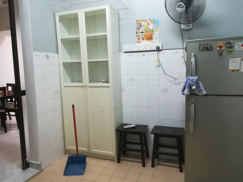 Apartment for Rent at Pangsapuri Seri Gembira - Ong SK - Kitchen - PropertyGuru.com.my