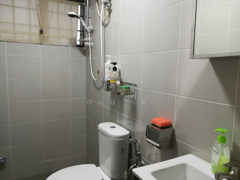 Apartment for Rent at Pangsapuri Seri Gembira - Ong SK - Bathroom - PropertyGuru.com.my