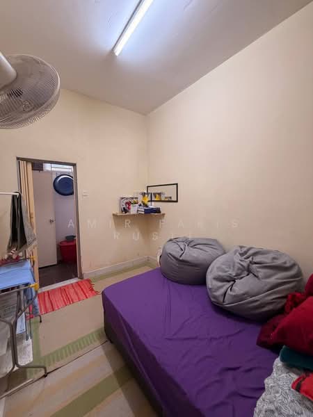 2-storey Terraced House for Sale in Bandar Putra (Kulai) - Amir Faris Rusli - Bedroom - PropertyGuru.com.my