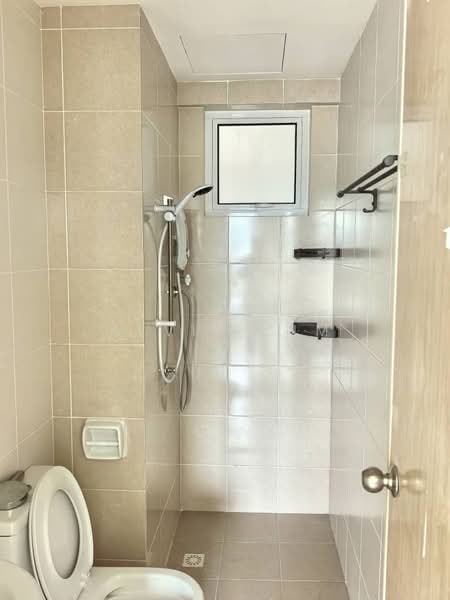 Havana Beach Residences untuk Untuk Disewa - RM 1,700 /bulan, Apr 2026 - Bathroom - PropertyGuru.com.my