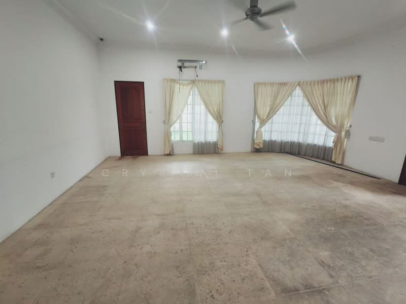 Kampung Mohd Amin untuk Untuk Dijual - RM 5,500,000, Apr 2026 - Living Room - PropertyGuru.com.my