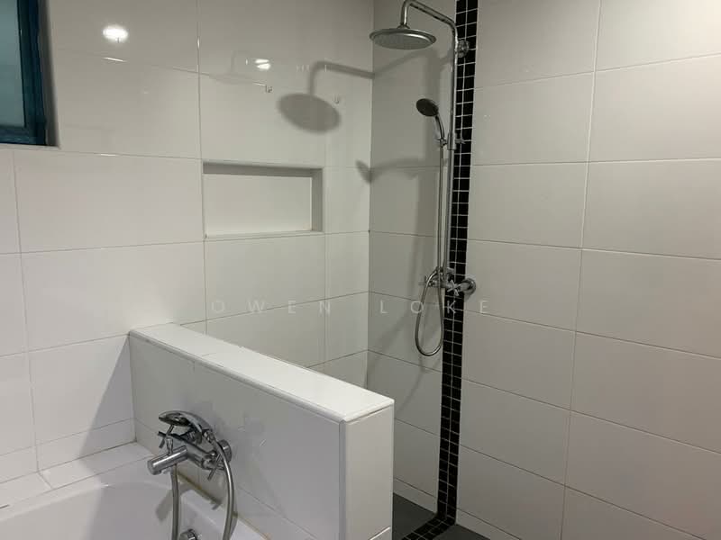 Servis Apartment untuk Disewa di Ritze Perdana 2 - Owen Loke - Bathroom - PropertyGuru.com.my