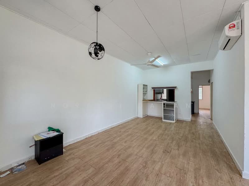 Semi-Detached House for Sale in Mantin (Negeri Sembilan) - Noraini Dahan - Living Room - PropertyGuru.com.my