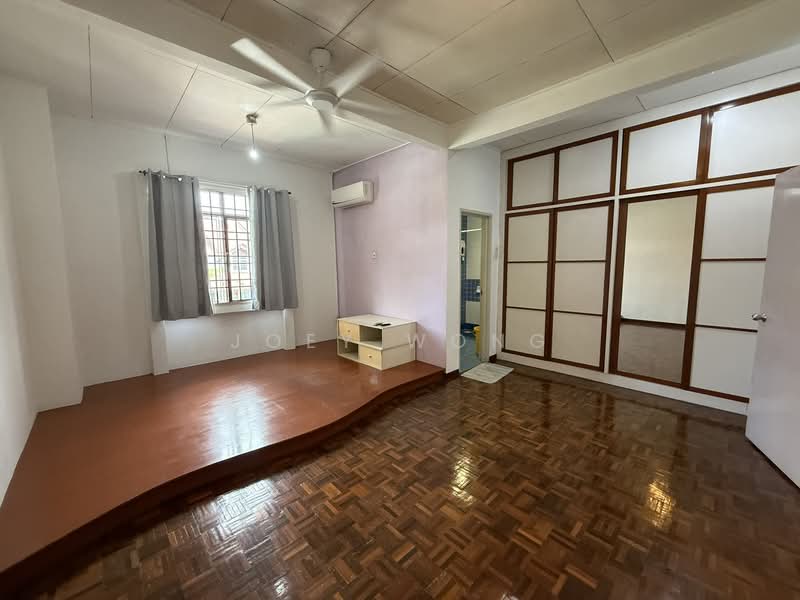 2-storey Terraced House for Rent in Kota Kemuning (Shah Alam) - Joey Wong - Living Room - PropertyGuru.com.my