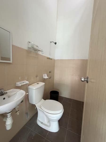 Taman Scientex Kulai untuk Untuk Dijual - RM 448,000, Apr 2026 - Bathroom - PropertyGuru.com.my