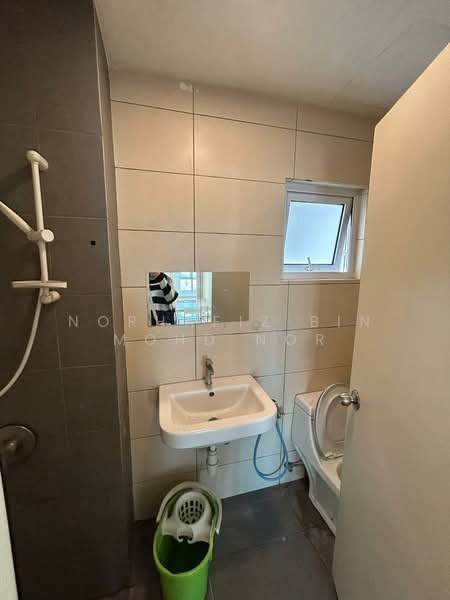 Condominium for Rent at The Holmes 1 - Norhafiz Bin Mohd Nor - Bathroom - PropertyGuru.com.my
