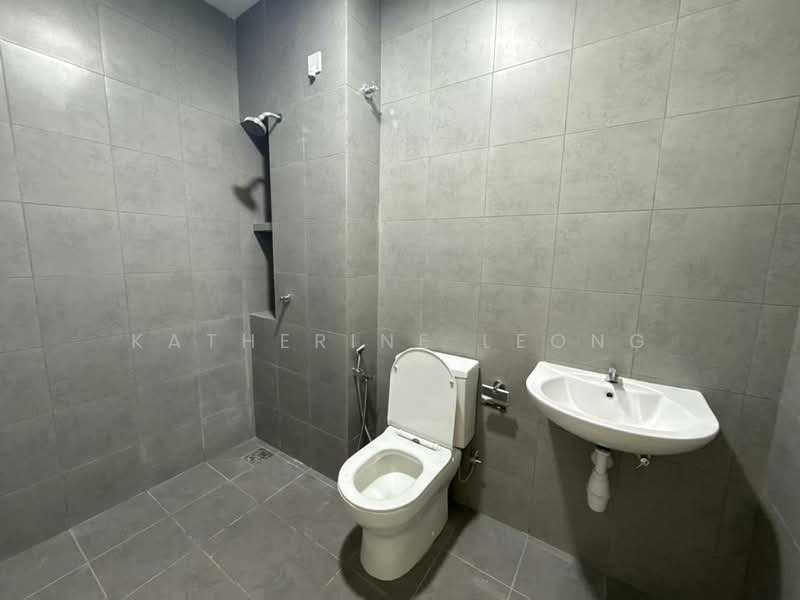 2-storey Terraced House for Rent in Bandar Gamuda Gardens (Rawang) - Katherine Leong - Bathroom - PropertyGuru.com.my