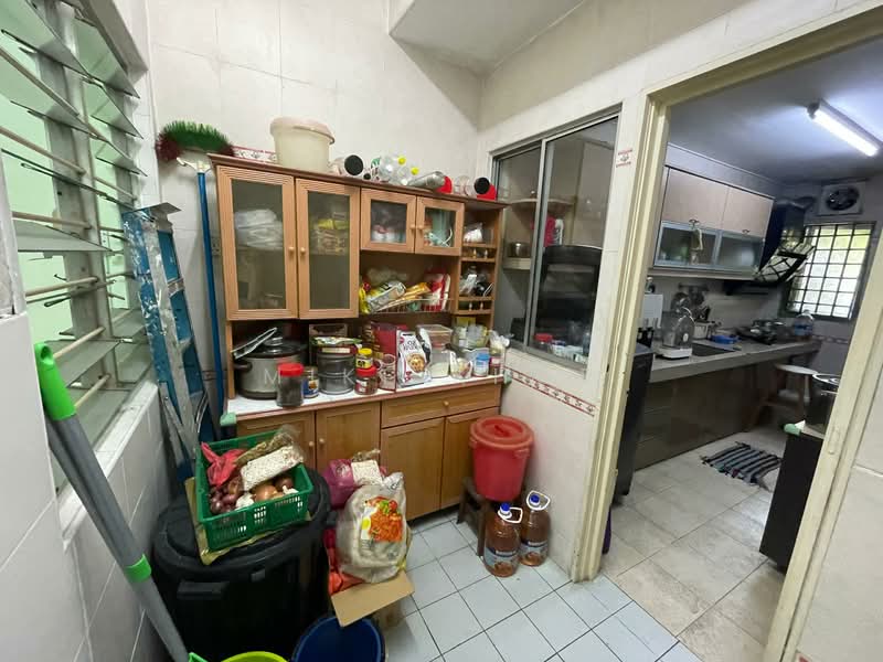 Kota Kemuning Jalan Anggerik Liparis untuk Untuk Dijual - RM 600,000, Apr 2026 - Kitchen - PropertyGuru.com.my