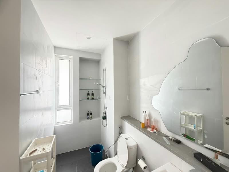 Rumah Teres 3 Tingkat untuk Dijual di Tamansari (Rawang) - Alice Low - Bathroom - PropertyGuru.com.my