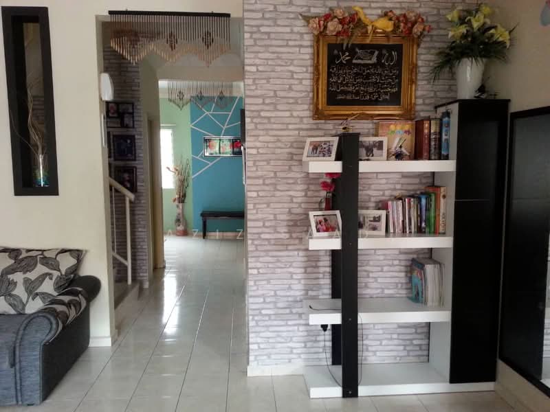 Terraced House for Rent in Sungai Buloh (Selangor) - Aziz Saad - Interior - PropertyGuru.com.my