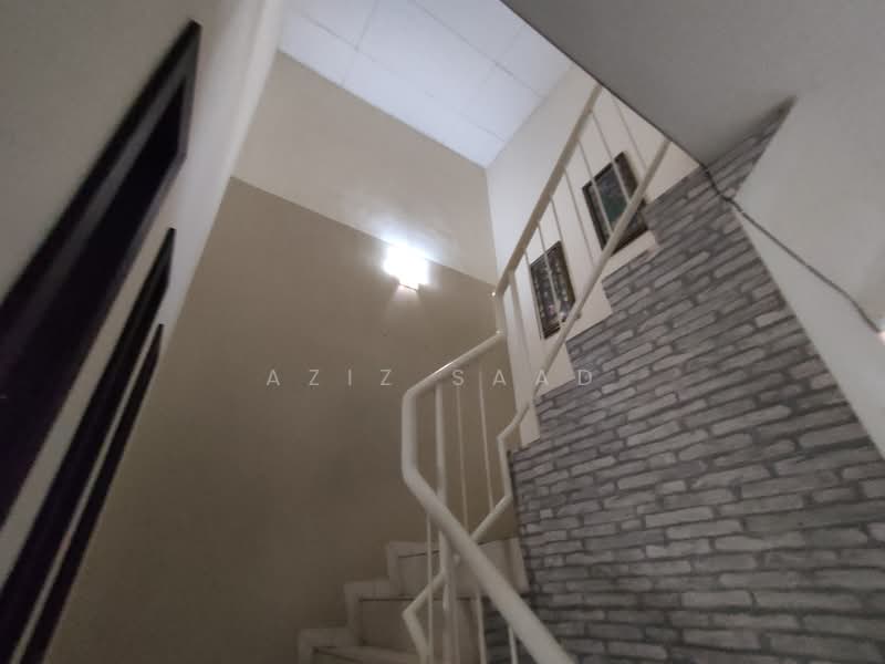 Terraced House for Rent in Sungai Buloh (Selangor) - Aziz Saad - Interior - PropertyGuru.com.my