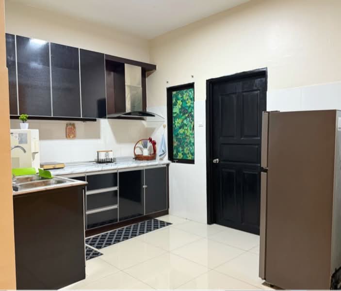 Kinta Riverfront Hotel & Suites untuk Untuk Disewa - RM 1,800 /bulan, Apr 2026 - Kitchen - PropertyGuru.com.my