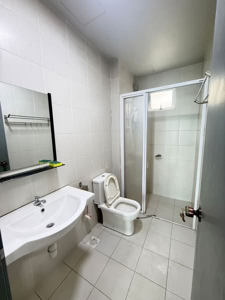 Service Residence for Rent at Meridin Bayvue Serviced Apartment - Shirley Haw - PropertyGuru.com.my