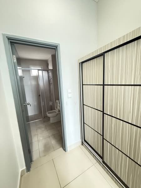Service Residence for Rent at Meridin Bayvue Serviced Apartment - Shirley Haw - PropertyGuru.com.my