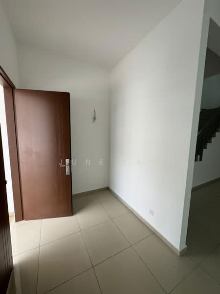 2-storey Terraced House for Sale in Kampung Sentosa Barat (Pasir Gudang) - June Tan - Entrance - PropertyGuru.com.my