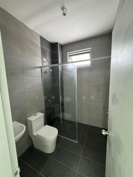 2-storey Terraced House for Sale in Kampung Sentosa Barat (Pasir Gudang) - June Tan - Bathroom - PropertyGuru.com.my