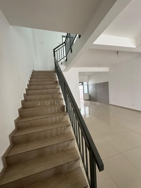 2-storey Terraced House for Sale in Kampung Sentosa Barat (Pasir Gudang) - June Tan - Interior - PropertyGuru.com.my