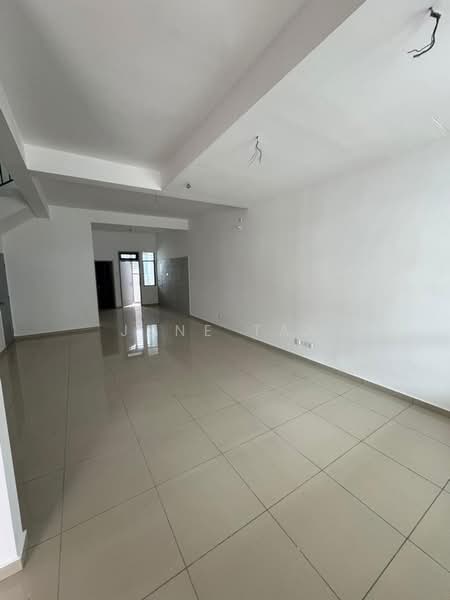 2-storey Terraced House for Sale in Kampung Sentosa Barat (Pasir Gudang) - June Tan - Interior - PropertyGuru.com.my