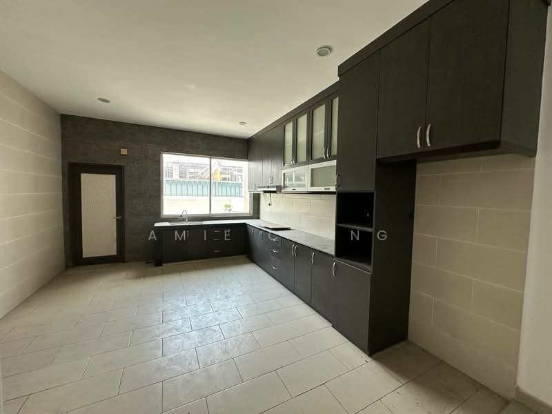 Semi-Detached House for Rent in Ipoh (Perak) - Amie Chong - Kitchen - PropertyGuru.com.my