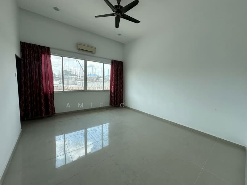 Semi-Detached House for Rent in Ipoh (Perak) - Amie Chong - Living Room - PropertyGuru.com.my