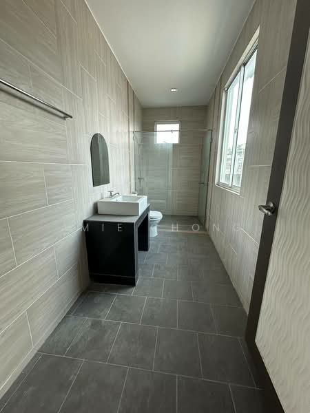 Semi-Detached House for Rent in Ipoh (Perak) - Amie Chong - Bathroom - PropertyGuru.com.my