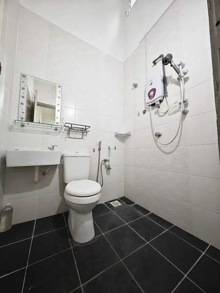 Rumah Teres 1 Tingkat untuk Disewa di Tambun (Perak) - Amie Chong - Bathroom - PropertyGuru.com.my