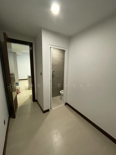 Service Residence for Rent at Puteri Cove Residences - Andy Cheah - Corridor - PropertyGuru.com.my