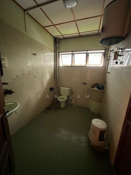 2-storey Terraced House for Sale in Bercham (Ipoh) - Sam Lam - Bathroom - PropertyGuru.com.my