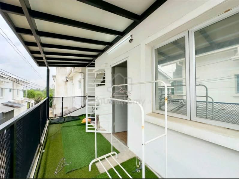 Bukit Rahman Putra untuk Untuk Dijual - RM 700,000, Apr 2026 - Balcony - PropertyGuru.com.my