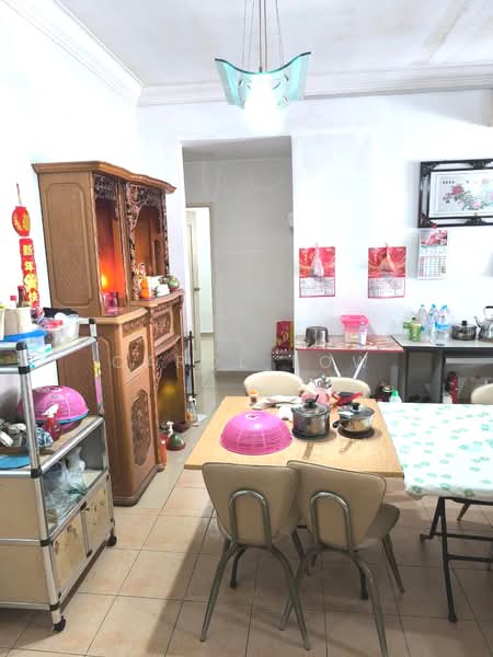 2-storey Terraced House for Sale in Taman Setia Indah (Tebrau) - Carol Low - Dining Room - PropertyGuru.com.my