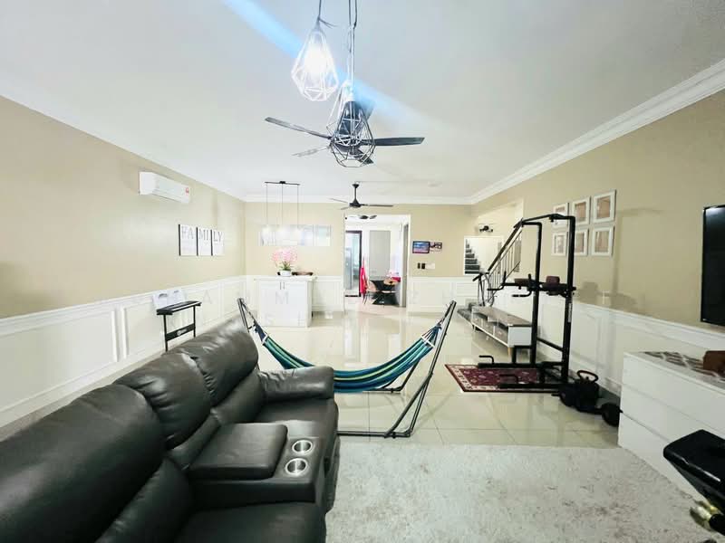 Townhouse for Sale in Kajang (Selangor) - Muhammad Zhariff Nasharudin - Living Room - PropertyGuru.com.my
