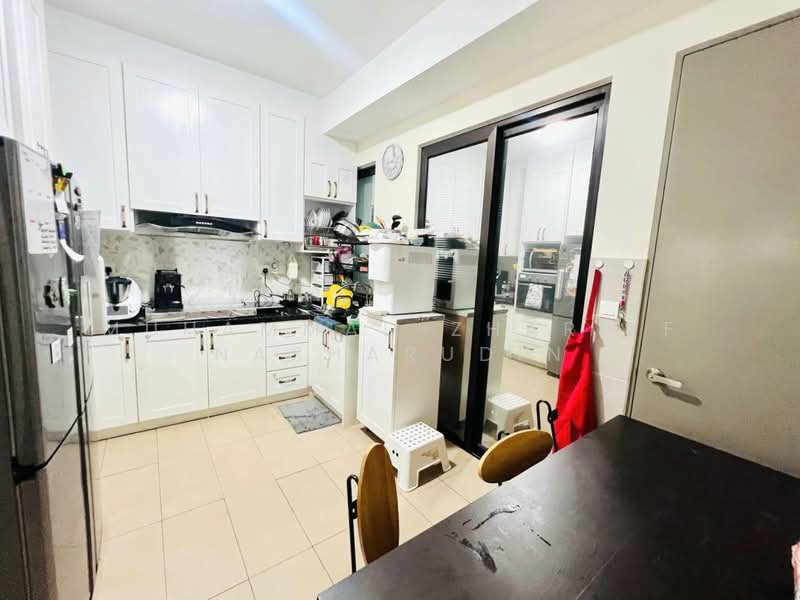 Townhouse for Sale in Kajang (Selangor) - Muhammad Zhariff Nasharudin - Kitchen - PropertyGuru.com.my