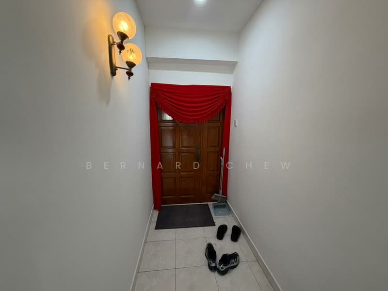 Condominium for Sale at Desa Golf Condominium - Bernard Chew - Entrance - PropertyGuru.com.my