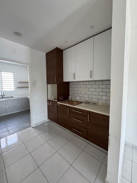 Desiran Bayu untuk Untuk Dijual - RM 510,000, Apr 2026 - Kitchen - PropertyGuru.com.my