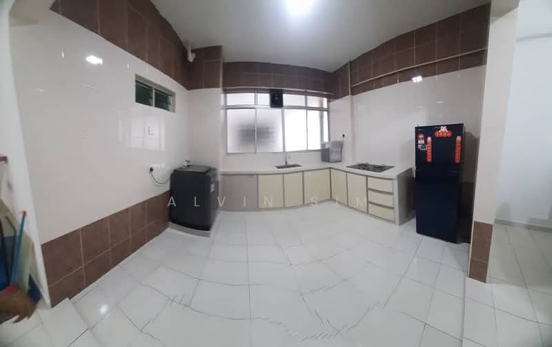 Condominium for Rent at Putra Place Condominium - Alvin Sim - Kitchen - PropertyGuru.com.my