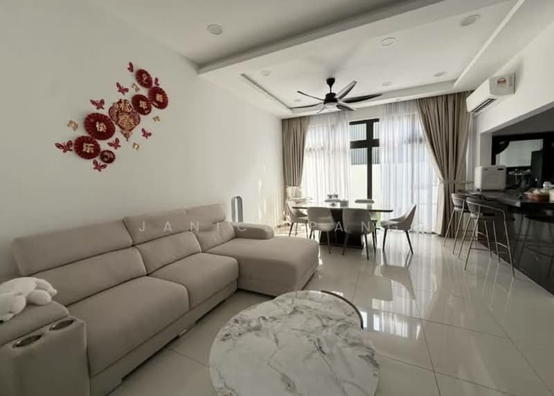 Cluster House for Sale in Iskandar Puteri (Nusajaya) (Johor) - Janice Pang - Living Room - PropertyGuru.com.my