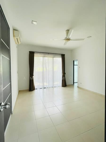 Bungalow for Sale in Iskandar Puteri (Nusajaya) (Johor) - Samuel Wong - Living Room - PropertyGuru.com.my